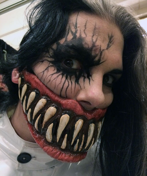 jaws of death teeth mask