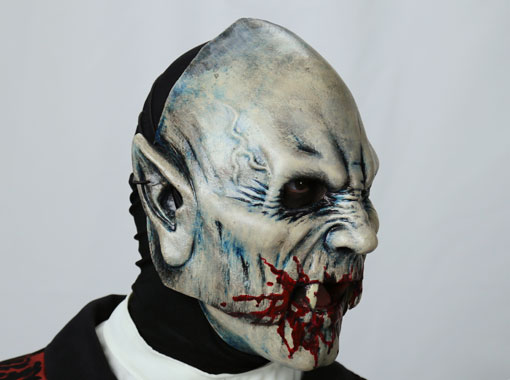 vampire mask with movable jaw